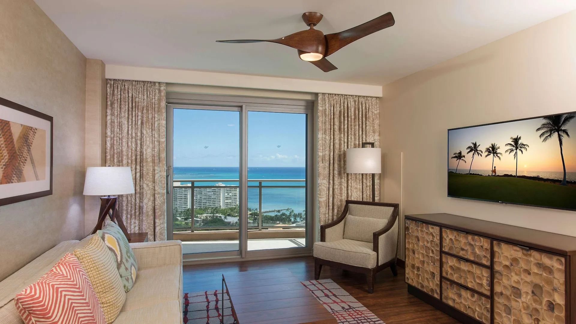Hilton Grand Vacation Club The Grand Islander Waikiki Honolulu Hotel Resort