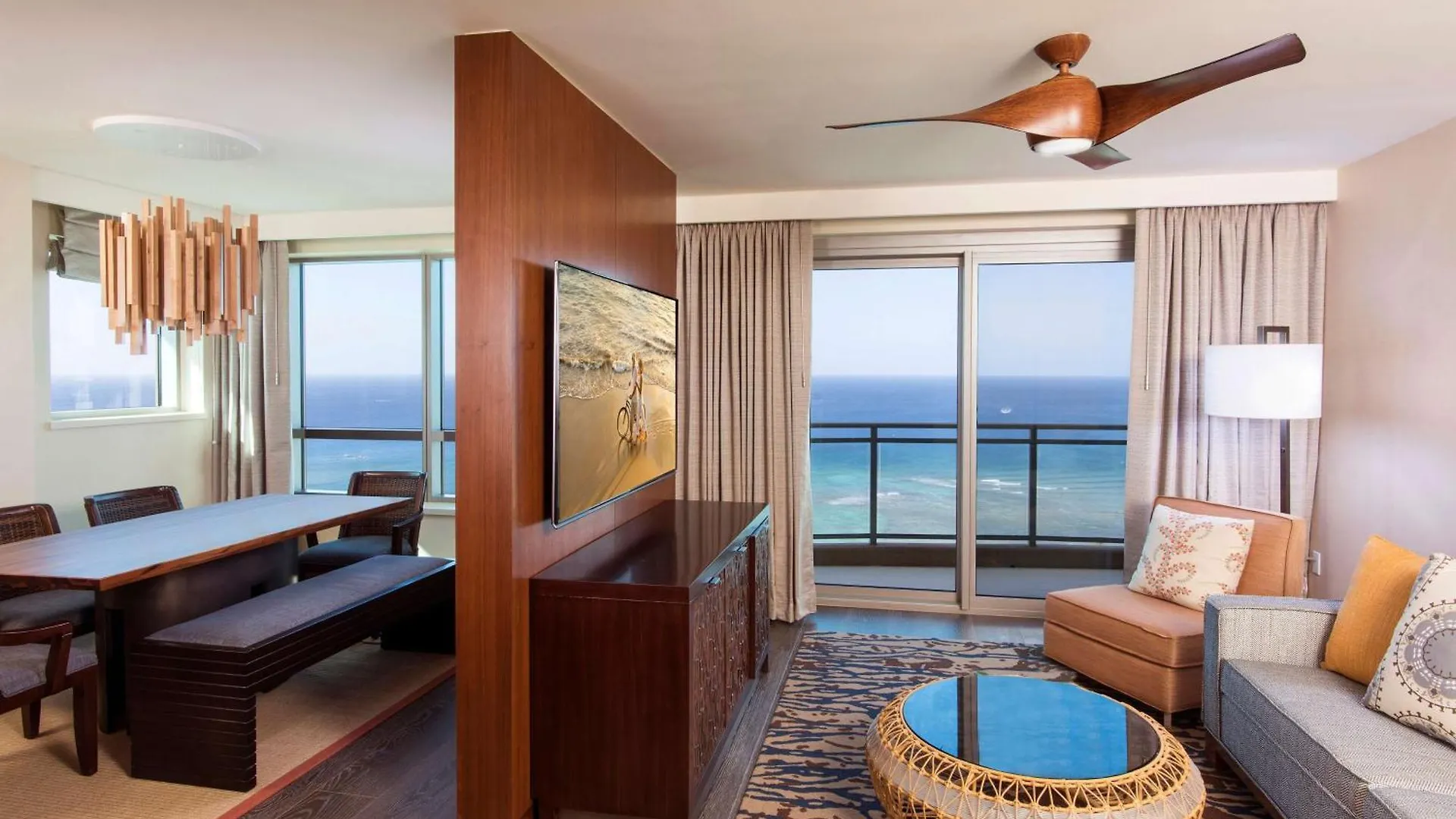Hilton Grand Vacation Club The Grand Islander Waikiki Honolulu Hotel 3*,