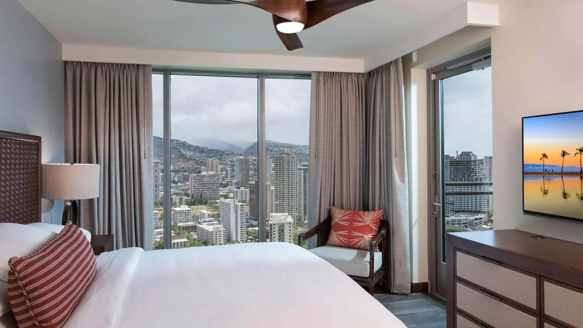 *** Resort Hilton Grand Vacation Club The Grand Islander Waikiki Honolulu Hotel United States