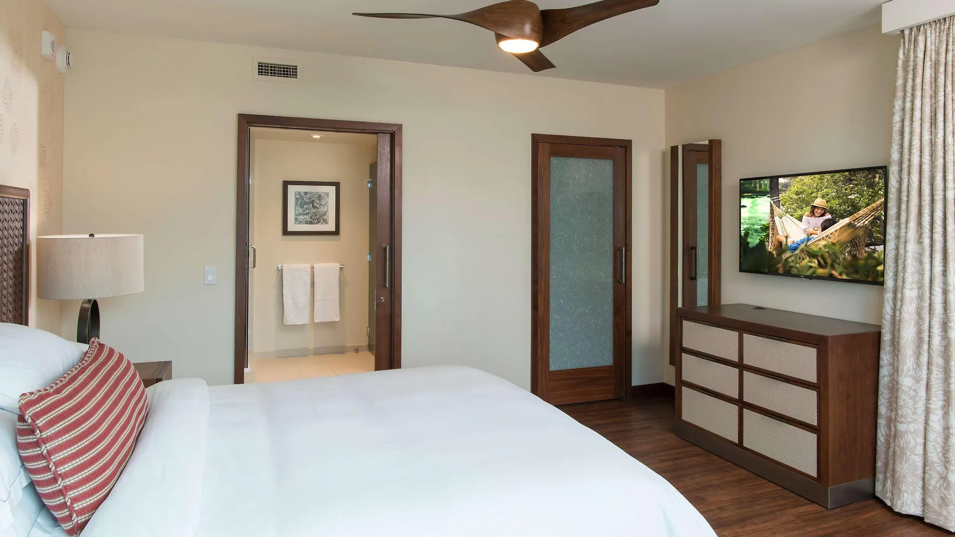Resort Hilton Grand Vacation Club The Grand Islander Waikiki Honolulu Hotel